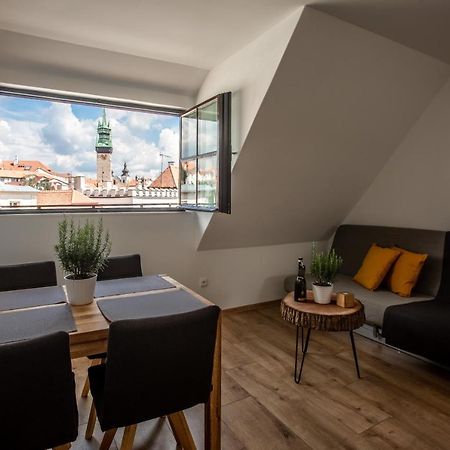 Apartmany Na Mikulasskem Namesti Znojmo Luaran gambar